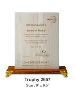 Corporate Wooden Plaque TRO - 2657