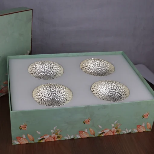 Dot Hammered Round Silver Bowl- Set of 4