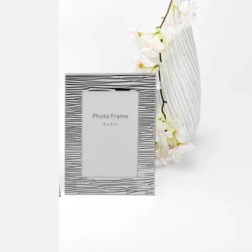 Modern Ridged Border Silver Photo Frame, Size-4×6