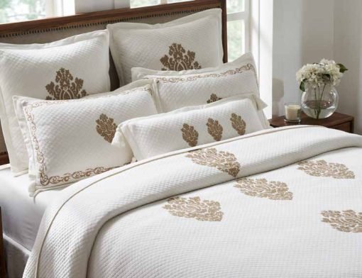 Pluchi Decor & Bedding Matilda BCEMB034 Ivory & Stone