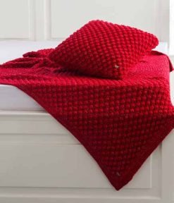 Pluchi Popcorn Throws & Cushions Gift Sets PLTCCMB3015