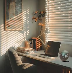 Solaris X (Customised) Desktop Clock Speaker