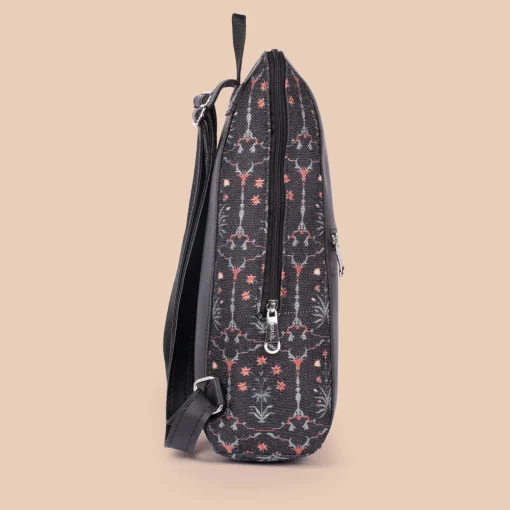 Taj Guldasta Classic Daypack